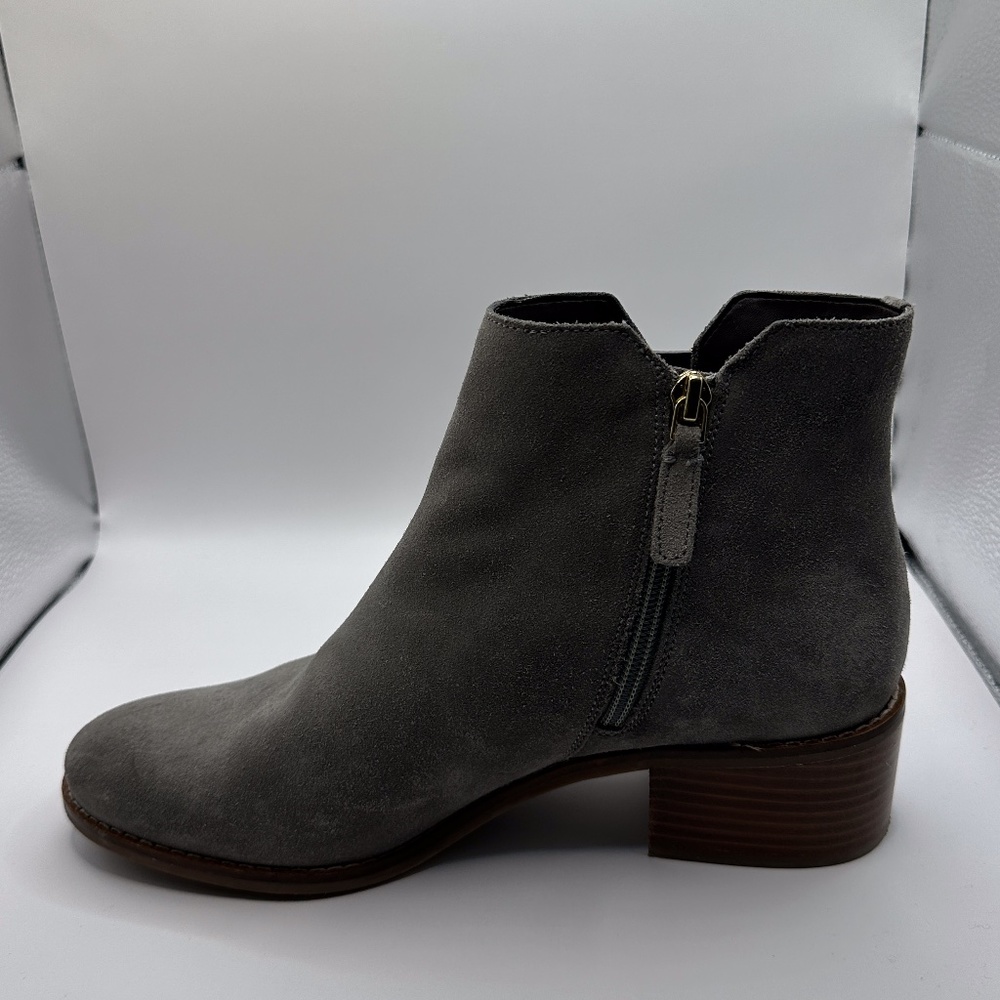 Women's Cole Haan Suede Haidyn bootie Size 8-1/2B - Picture 10 of 10